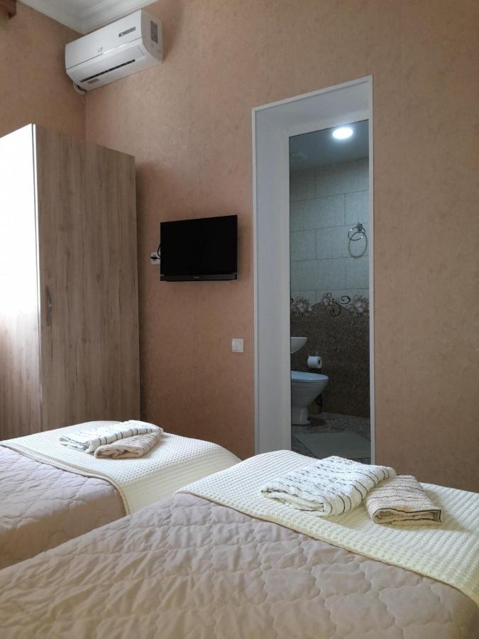 Anseza Hotel Kutaisi Eksteriør billede