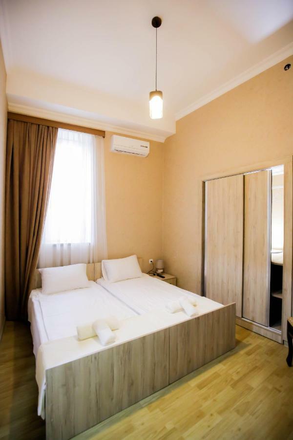 Anseza Hotel Kutaisi Eksteriør billede