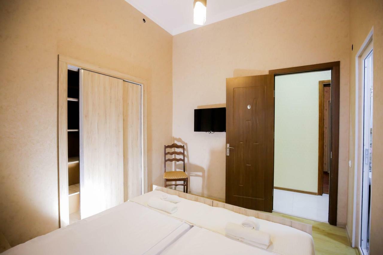 Anseza Hotel Kutaisi Eksteriør billede